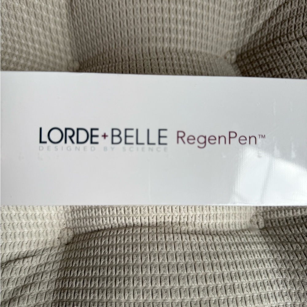 RegenPen Skincare Tool - White Brand New Sealed